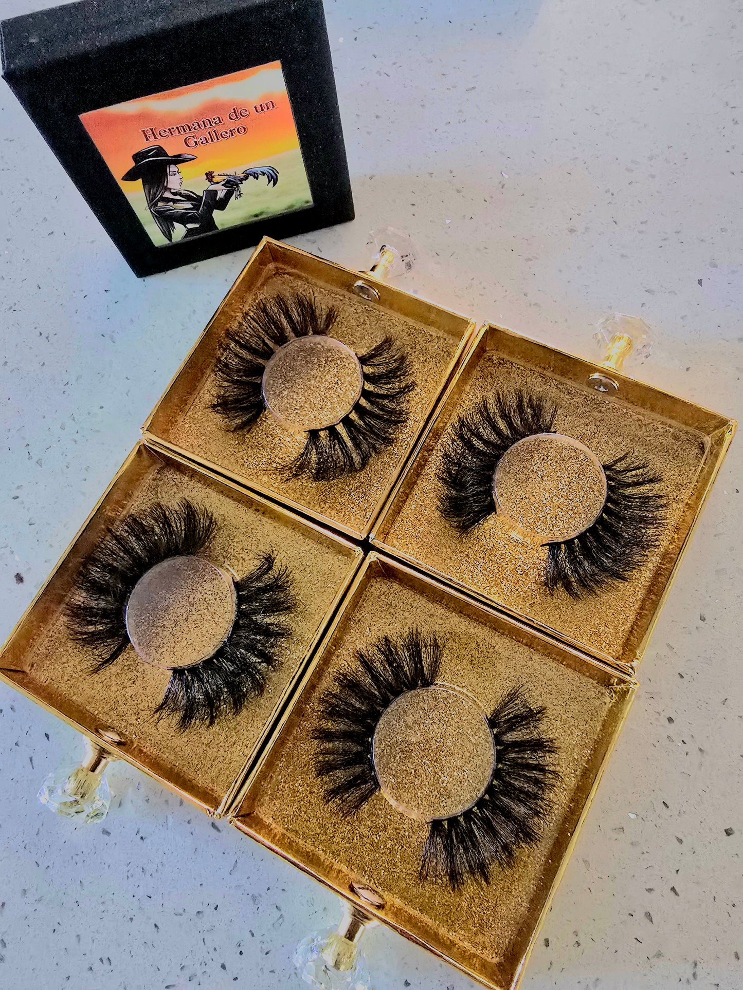 HERMANA DE UN GALLERO Eyelashes